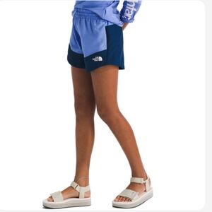 The North Face Girl's Class V Pathfinder Pull-On Short

Size Large